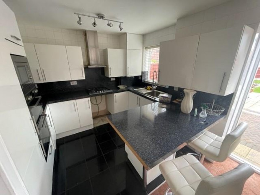 Images for Mereheath, Wirral, CH46