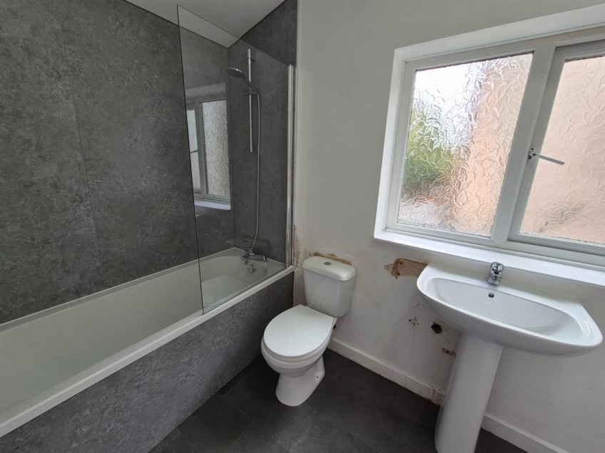 Images for Holt Road, Birkenhead, CH41