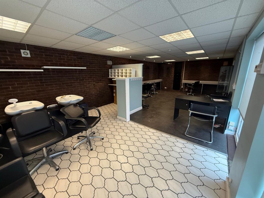 Images for Three Tuns Lane, Formby,