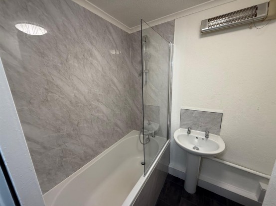 Images for Highfield South, Birkenhead, CH42 EAID:WirralResidentialAPI BID:1