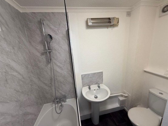 Images for Highfield South, Birkenhead, CH42 EAID:WirralResidentialAPI BID:1